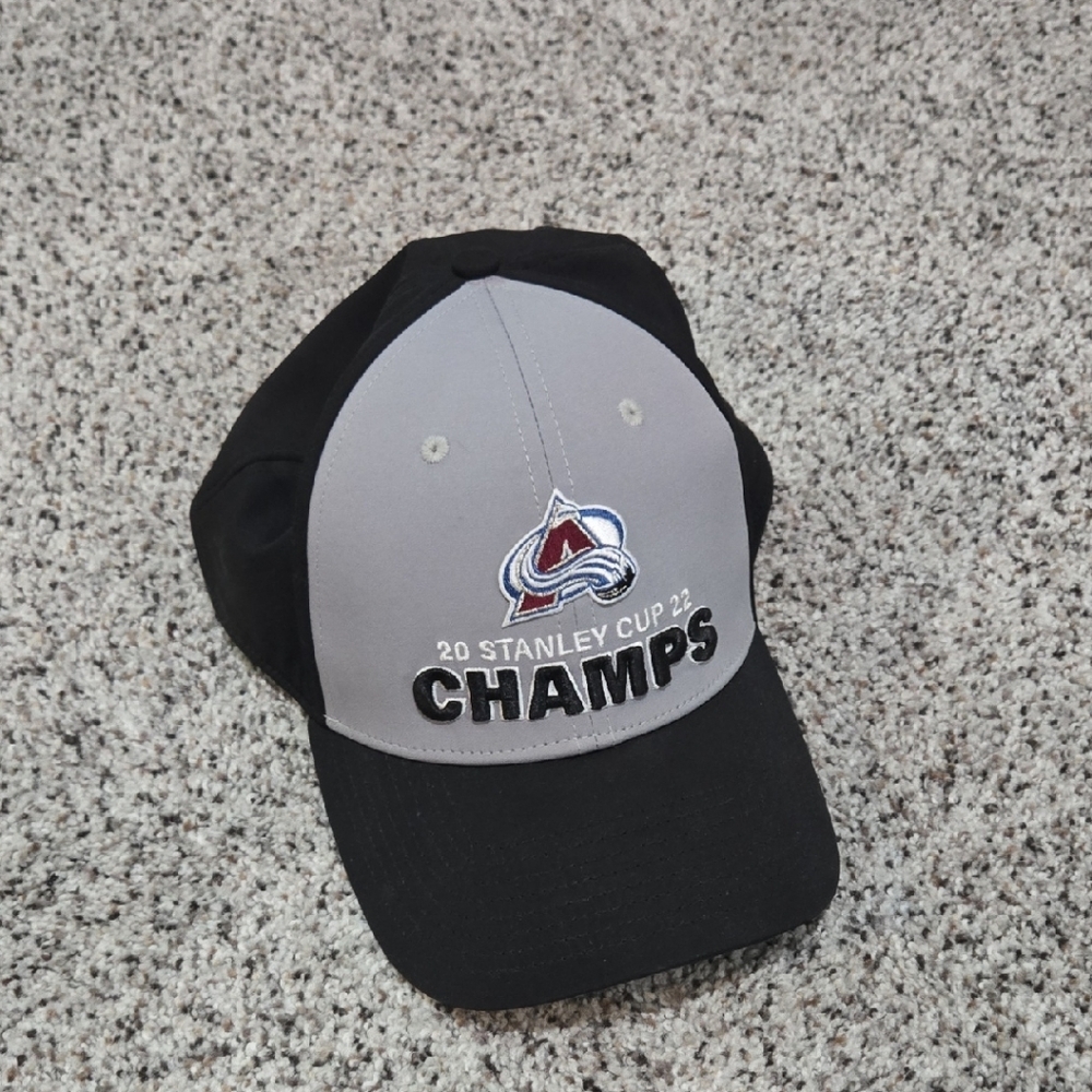 Colorado Avalanche STANLEY CUP Gray and Black